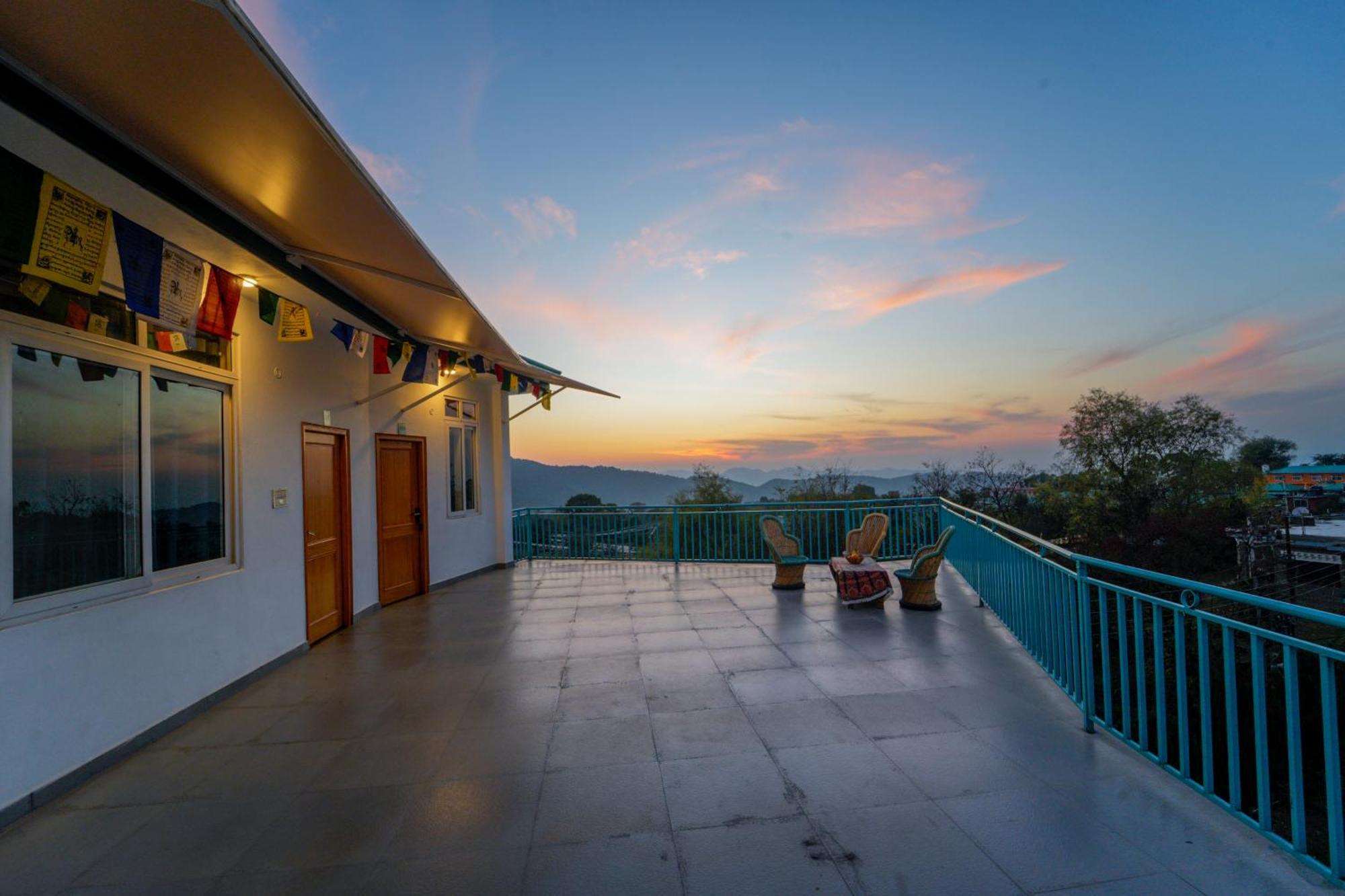 Chokling Arthouse - The Treasure Of Himalayas Hotel บีร์ ภายนอก รูปภาพ